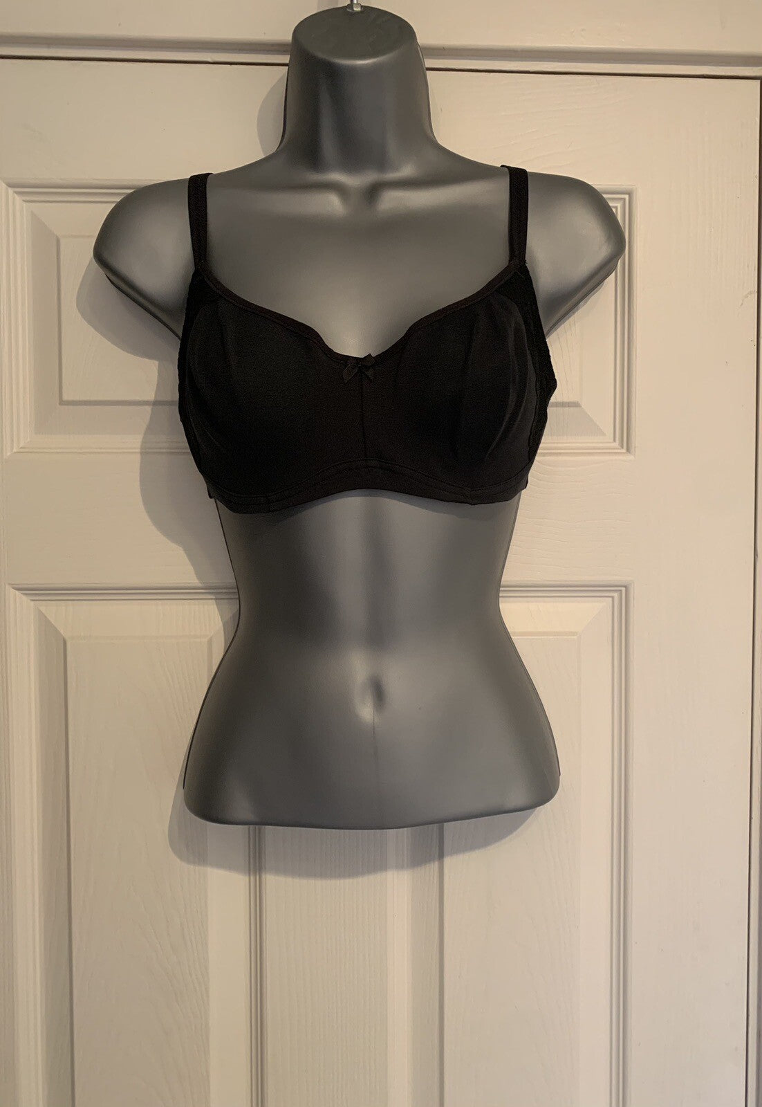 https://i.ebayimg.com/00/s/MTYwMFgxMTAy/z/4uMAAOSwOdZllr9Z/$_57.JPG