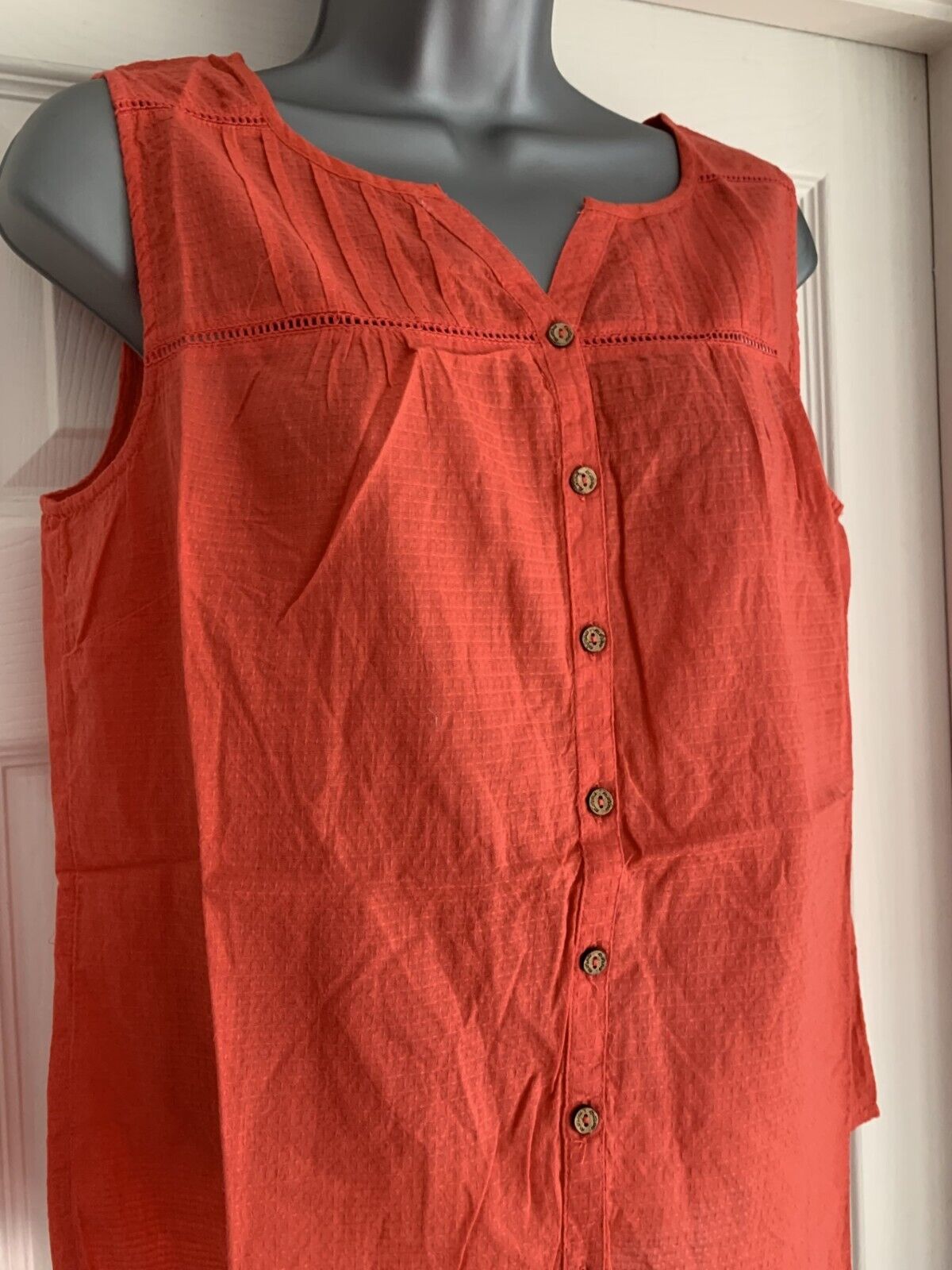 EX Mantaray Red Textured Cotton Top in Sizes 12, 14, 16, 18, 20, 22