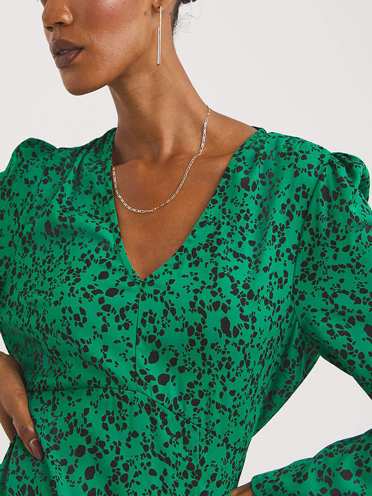 JD Williams Green Printed V-Neck Deep Cuff Split Midi Dress 18 20 24 26 28 30 32