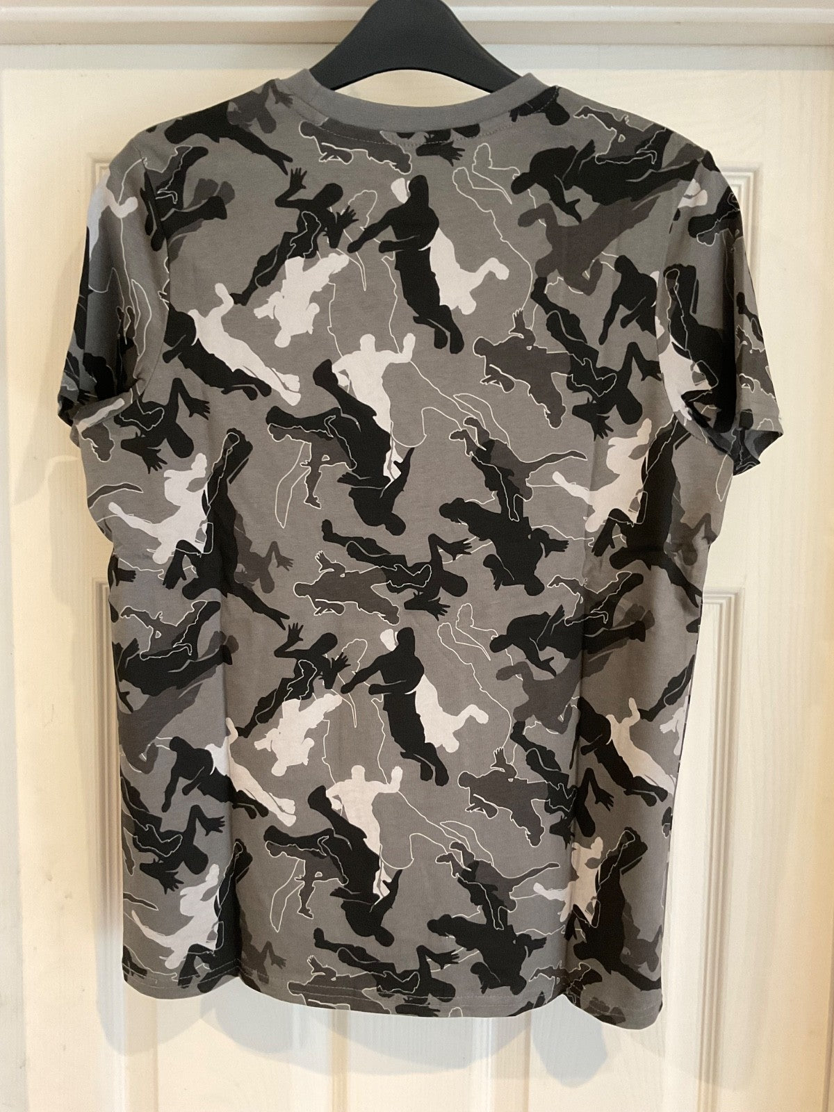 https://i.ebayimg.com/00/s/MTYwMFgxMjAw/z/tnAAAeSwcGNpc2h0/$_57.JPG