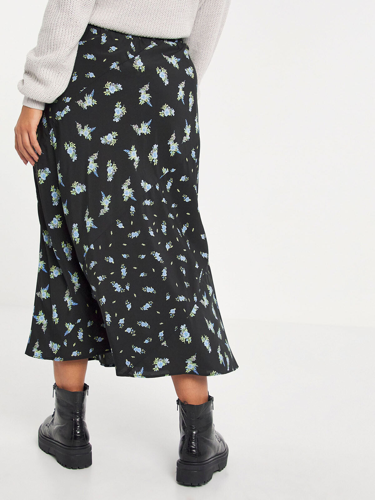 Simply Be Black Mixed Print Asymmetric Skirt in Sizes 18, 20, 24