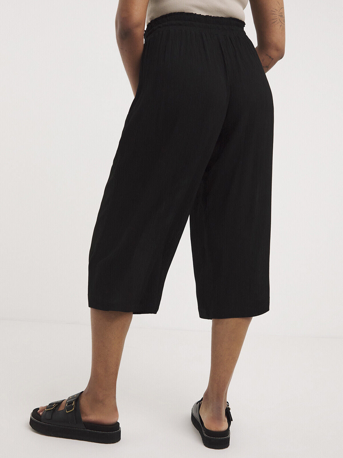 Simply Be Black Crinkle Tie Waist Wide Leg Culottes in Sizes 14-32 RRP £29