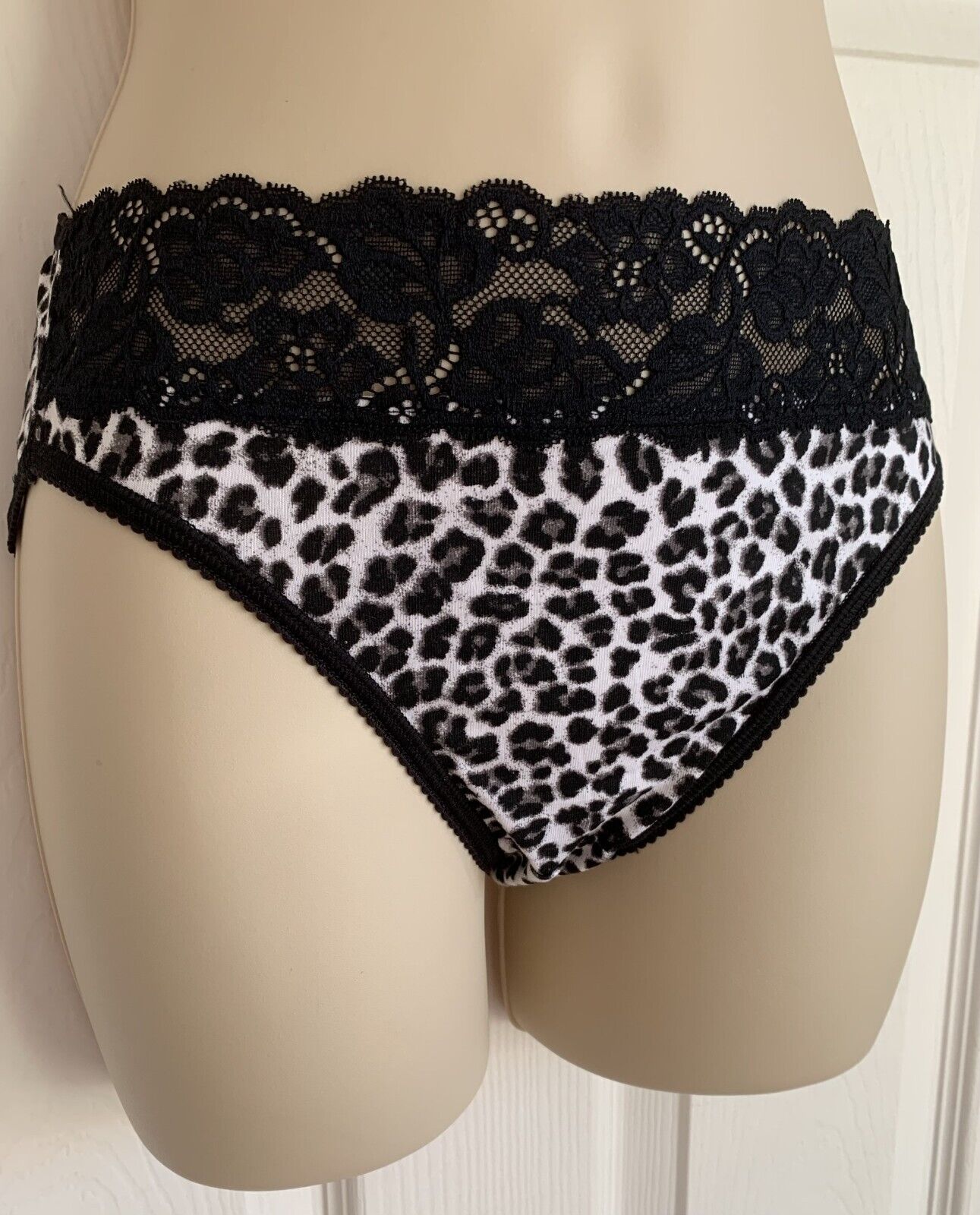 EX M*S Animal Print Cotton Rich Embroidery Lace Trim High Leg Knickers 10-22