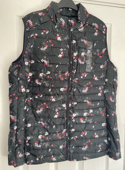 Weekend Black Floral Print Packaway Quilted Gilet Jacket 18, 20, 22, 24, 26