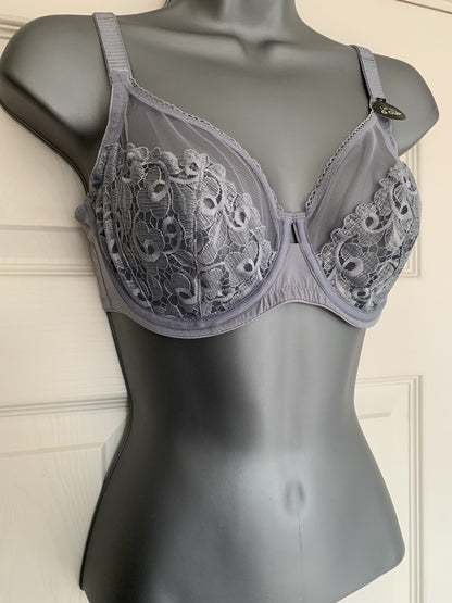 https://i.ebayimg.com/00/s/MTYwMFgxMjAw/z/4LUAAOSw75dlVi8O/$_57.JPG