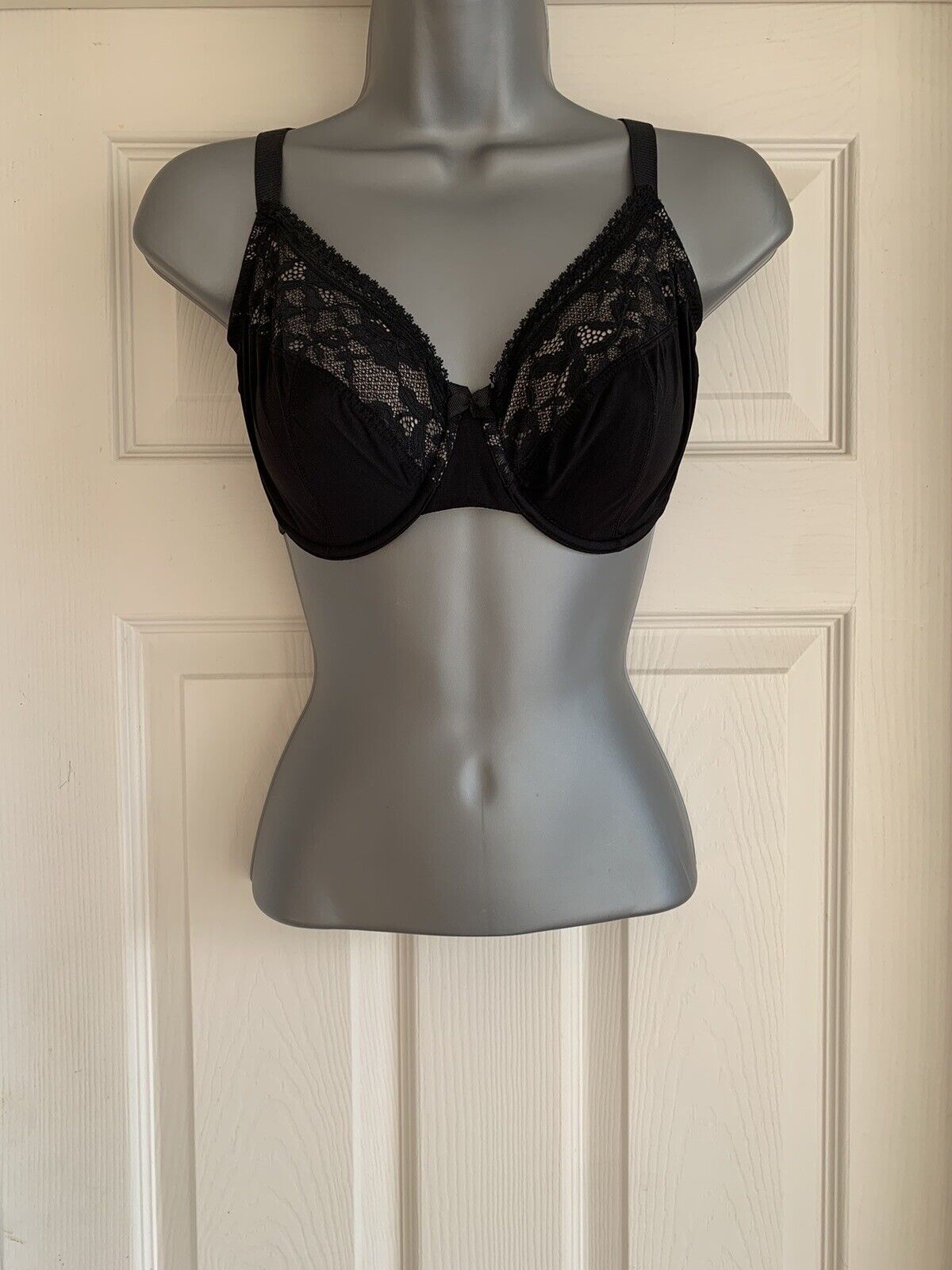 EX M S Black Non Padded Full Cup Bra Sizes 32DD 32E 34E 34GG