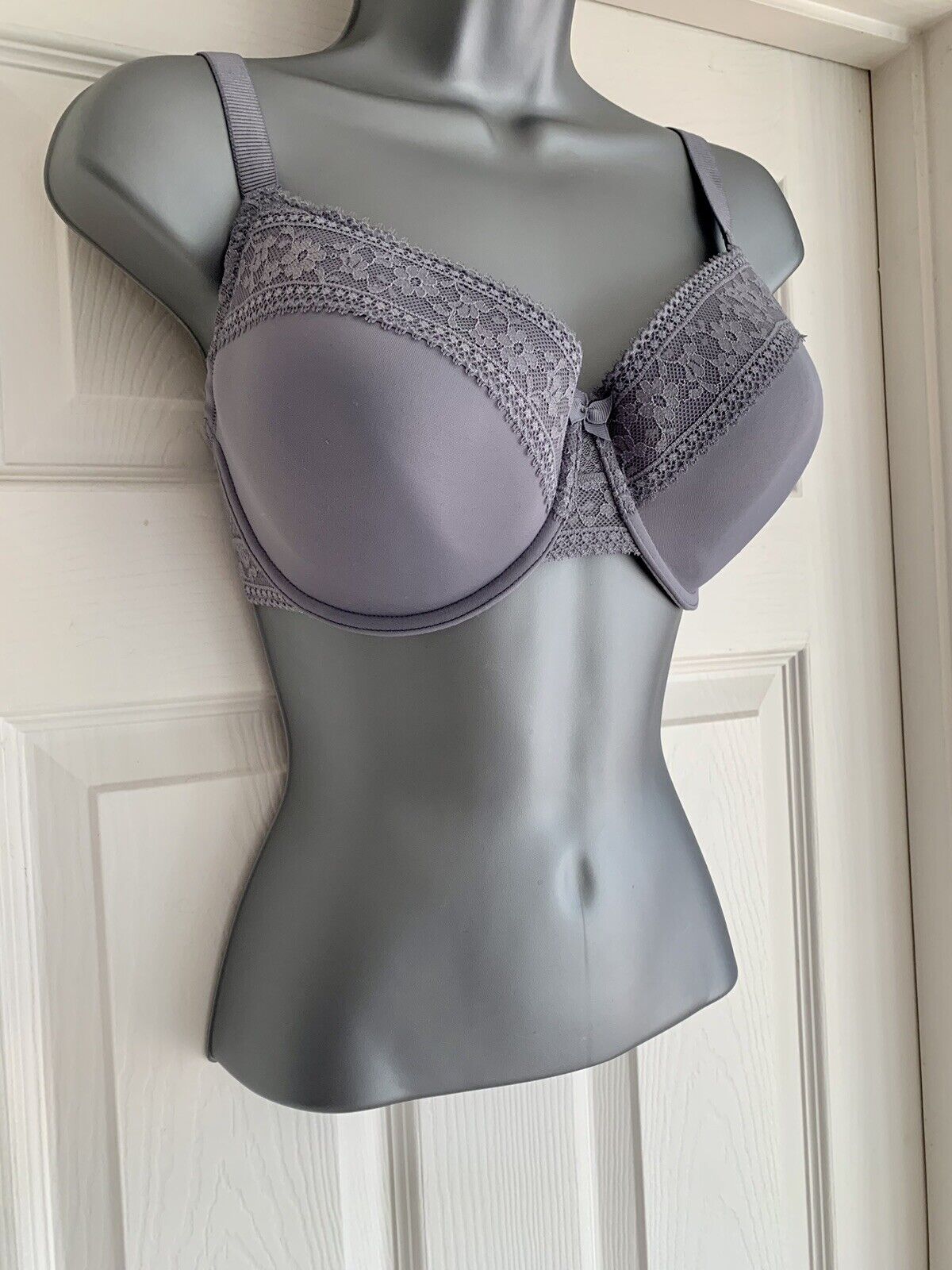 New Ex M&S Total Support Floral Lace Non Padded Full Cup Bra Sizes