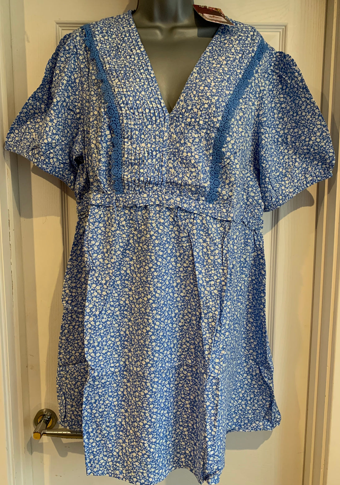 Joe browns funky 2025 fishtail border dress