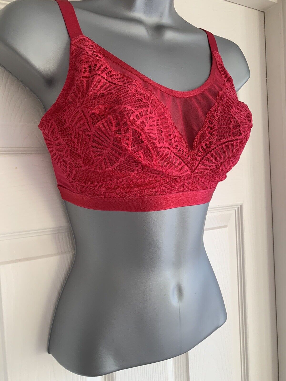 EX M*S Cherry Red Mesh Lace Non-Padded Bralette in Size 34DD