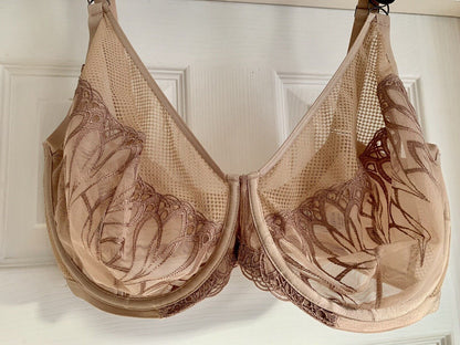 EX M*S Nude Nouveau Embroidered Underwired Plunge Bra in Size 38GG RRP £25